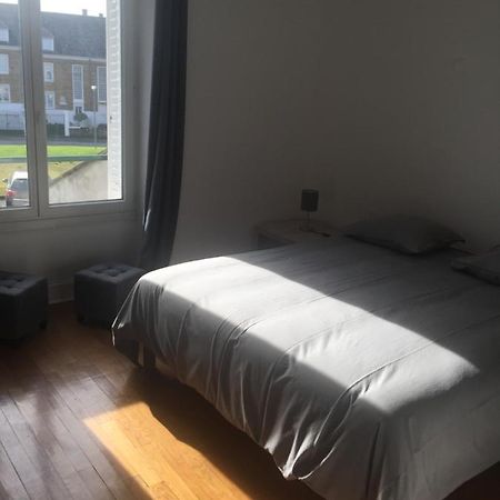 Appartement 1Er Etage Carignan Екстер'єр фото