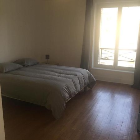 Appartement 1Er Etage Carignan Екстер'єр фото